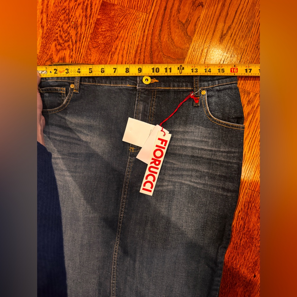 NWT Fiorucci- dead stock- Size 46/32 Denim pencil skirt midi - Picture 5 of 6